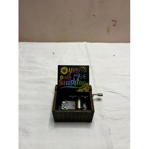 Wooden Music Box with Hand Crank